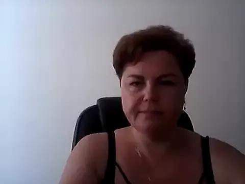 EllaLove2277 from StripChat