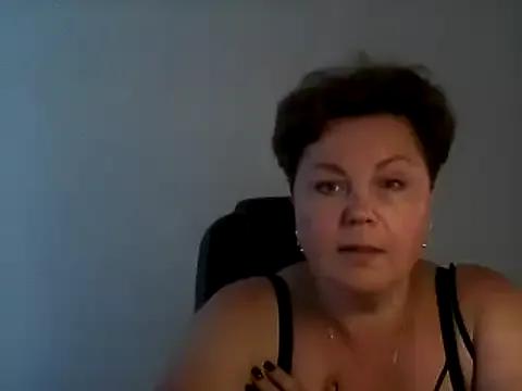 EllaLove2277 from StripChat