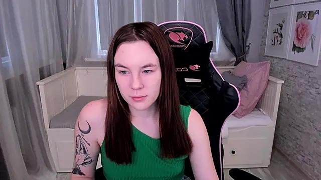 EllaSmithh from StripChat