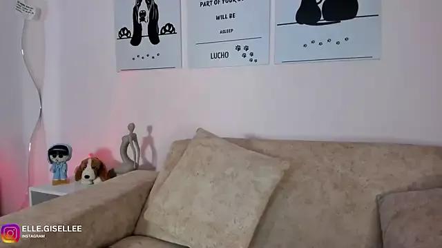 ElleGisellee from StripChat