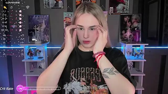 Ellen_Soft from StripChat