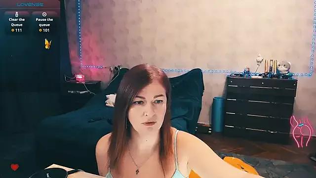 EllenSky_ from StripChat is Freechat