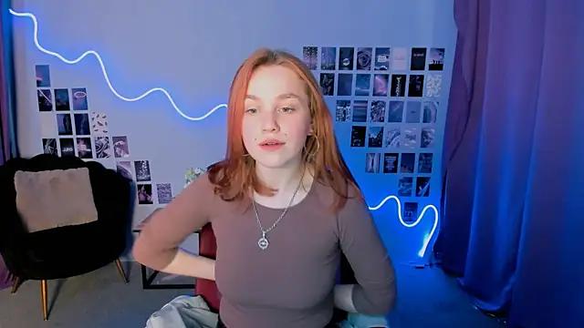 ellie_fire1 from StripChat