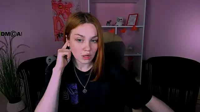 ellie_fire1 from StripChat