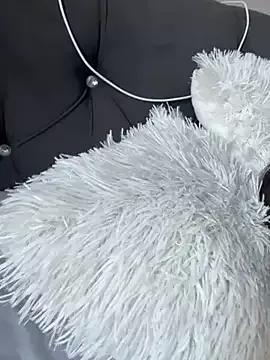 ellie_ssexy from StripChat