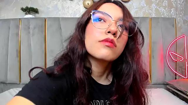 Elliecute from StripChat is Freechat