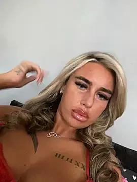 Explore our live girls sluts from our Custom and Multi clubs and checkout exclusive access to highly interactive content, such as shape, hair, titties, pussy type and many more.