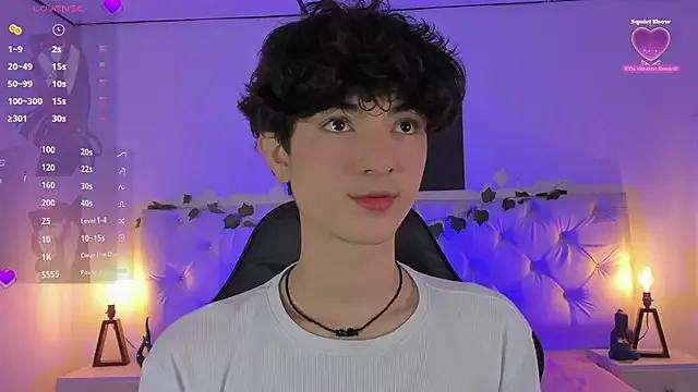 Elliot_younngg from StripChat