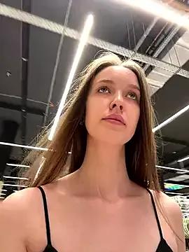 ElliRose from StripChat