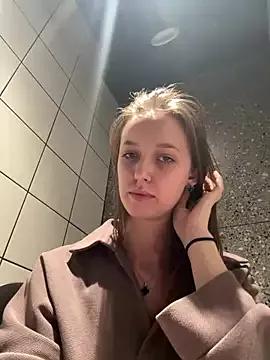 Explore our live girls sluts from our Custom and Multi clubs and checkout exclusive access to highly interactive content, such as shape, hair, titties, pussy type and many more.