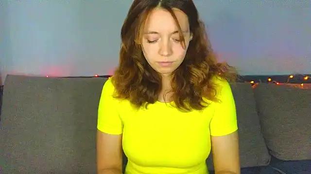 ellisunny from StripChat