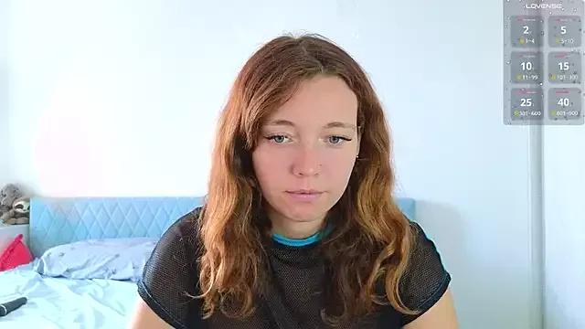 ellisunny from StripChat