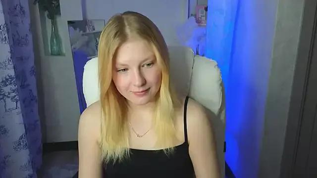 Elly_rosss from StripChat is Freechat