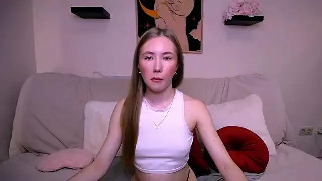 Explore our live girls sluts from our Custom and Multi clubs and checkout exclusive access to highly interactive content, such as shape, hair, titties, pussy type and many more.