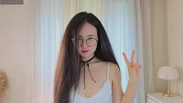 EloisaDora from StripChat is Freechat