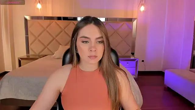 Explore our live girls sluts from our Custom and Multi clubs and checkout exclusive access to highly interactive content, such as shape, hair, titties, pussy type and many more.