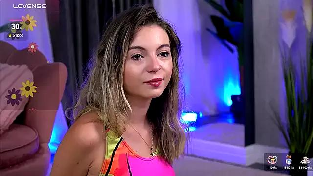 ElsaSolace from StripChat is Freechat