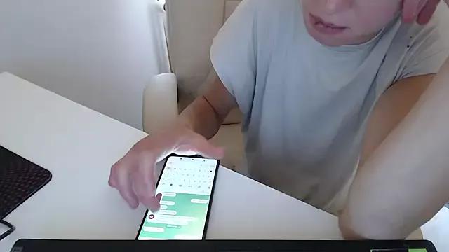 ElssaRush from StripChat