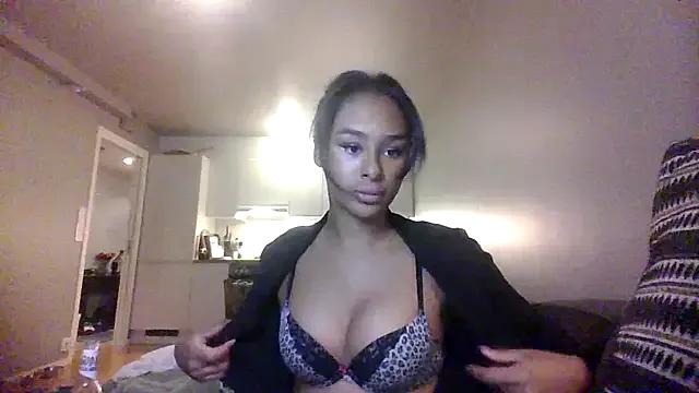 ElviraRose webcams show profile image 