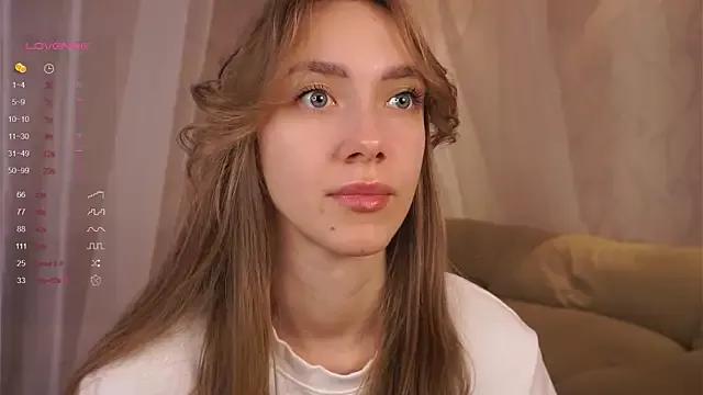 ElwineHigginson webcams show profile image 
