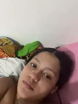 emaandemely from StripChat