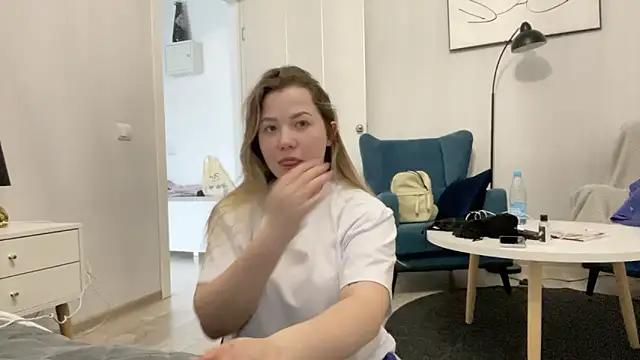 Embersweetbunny from StripChat