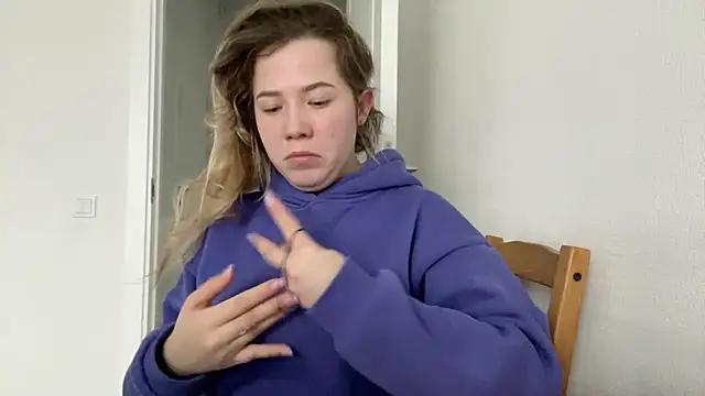 Embersweetbunny from StripChat