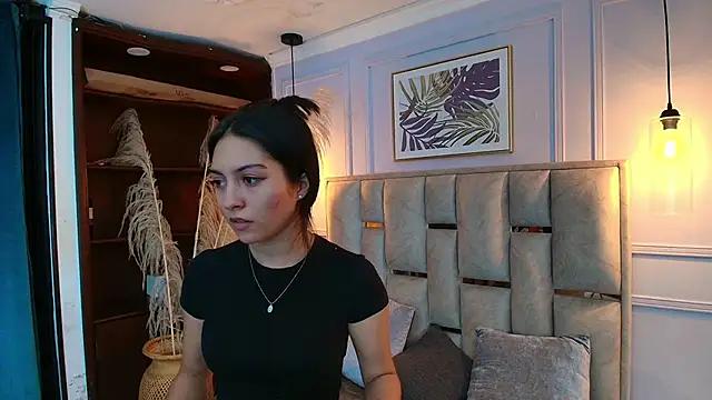 Emelie_Ch1 from StripChat