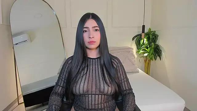 EmelyParker from StripChat