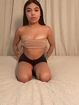 Emiily_bliss from StripChat