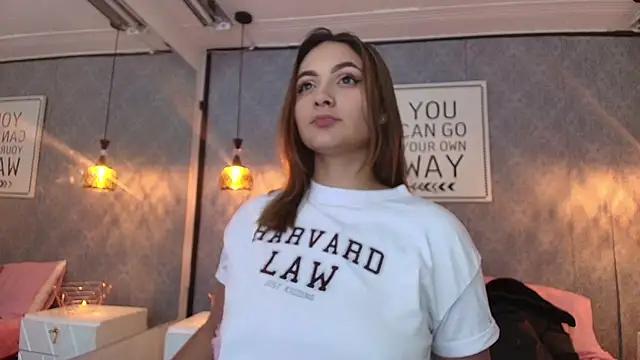 Emiily_W from StripChat