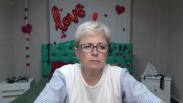 Photos of EmiliaGree from StripChat is Private