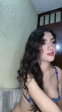 Emily-hottson from StripChat is Freechat