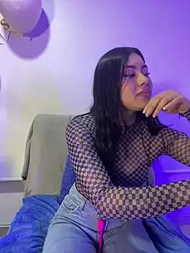 Explore our live girls sluts from our Custom and Multi clubs and checkout exclusive access to highly interactive content, such as shape, hair, titties, pussy type and many more.