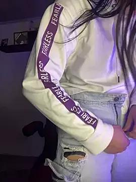 emily_22x from StripChat is Freechat