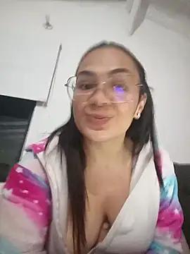Explore our live girls sluts from our Custom and Multi clubs and checkout exclusive access to highly interactive content, such as shape, hair, titties, pussy type and many more.