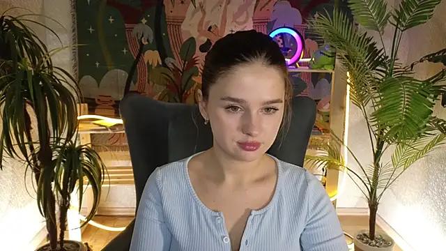 Explore our live girls sluts from our Custom and Multi clubs and checkout exclusive access to highly interactive content, such as shape, hair, titties, pussy type and many more.