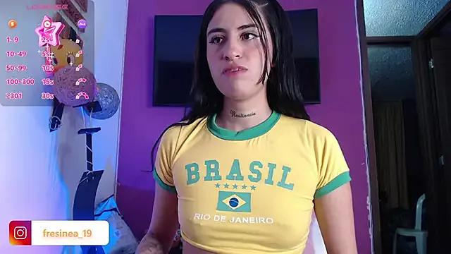 Explore our live girls sluts from our Custom and Multi clubs and checkout exclusive access to highly interactive content, such as shape, hair, titties, pussy type and many more.