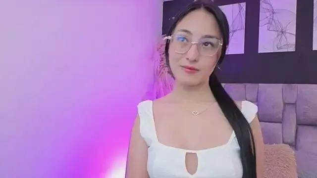 emily_vermont from StripChat is Freechat