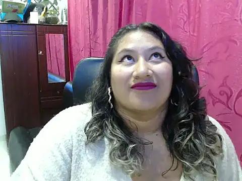 EmilyLove1014 from StripChat is Freechat