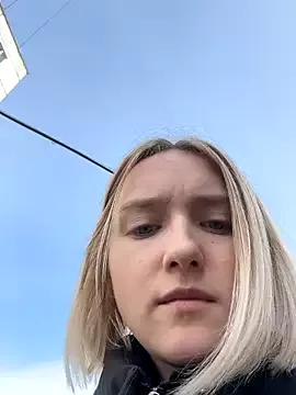EmilyMood from StripChat is Freechat