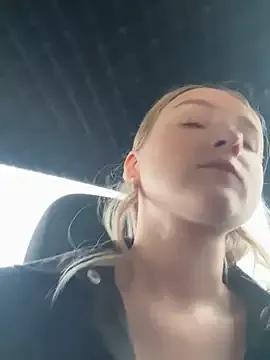 EmilyMood from StripChat is Freechat
