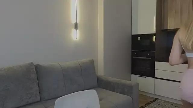 emilyshepar_d from StripChat is Freechat