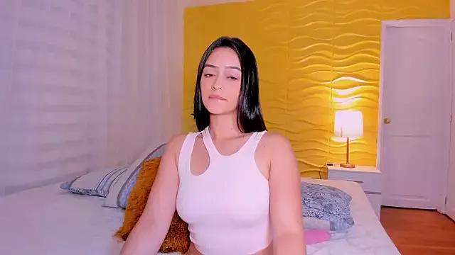 Explore our live girls sluts from our Custom and Multi clubs and checkout exclusive access to highly interactive content, such as shape, hair, titties, pussy type and many more.