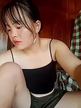 emilyzz from StripChat is Freechat