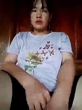emilyzz from StripChat is Freechat