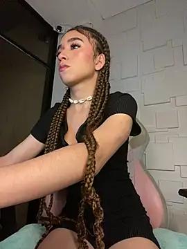 Explore our live girls sluts from our Custom and Multi clubs and checkout exclusive access to highly interactive content, such as shape, hair, titties, pussy type and many more.