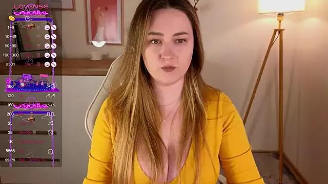 Emma_B1uem from StripChat is Freechat