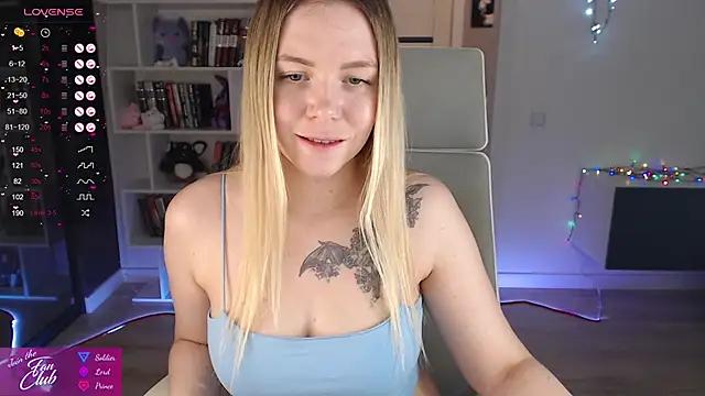 Explore our live girls sluts from our Custom and Multi clubs and checkout exclusive access to highly interactive content, such as shape, hair, titties, pussy type and many more.
