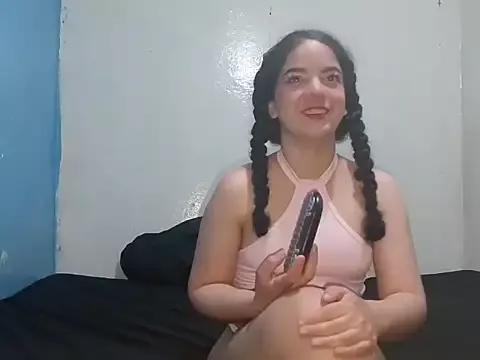 Emma_Curlss from StripChat